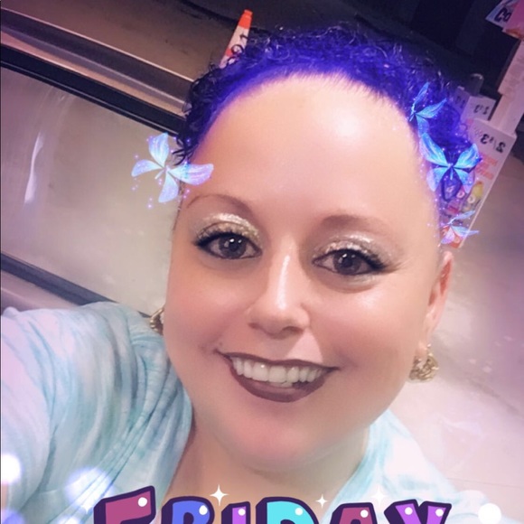 Meet your Posher, Amelia - Picture 5 of 6